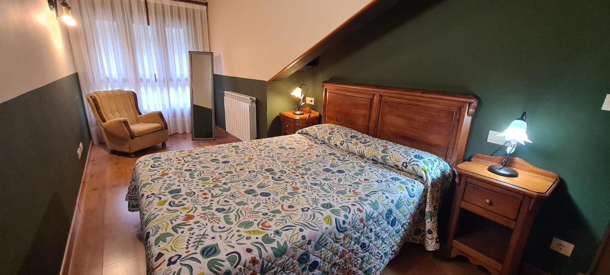 Apartamentos La Corona - Cabrales Кареня де Кабралес Екстериор снимка